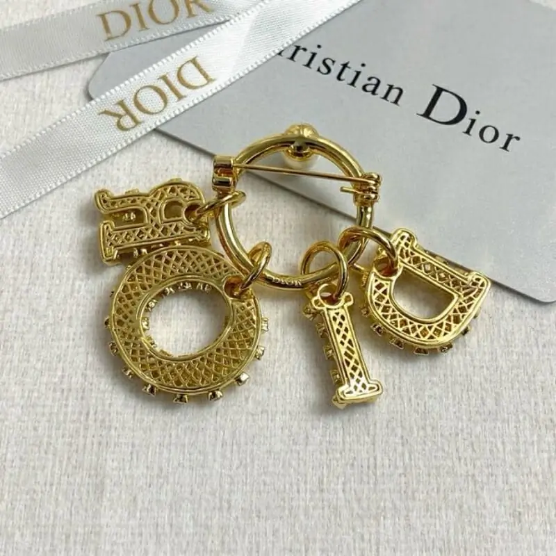 christian dior brooches pour femme s_122a7361